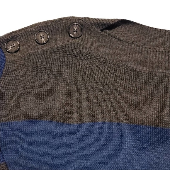 Vince Camuto Button Shoulder Colorblocked Sweater NWOT - Picture 7 of 12